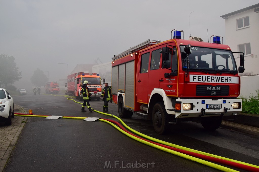 Feuer 3 Koeln Poll Poller Kirchweg P0195.JPG - Miklos Laubert